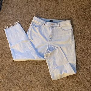 Express Super High Rise Mom Jeans size 10